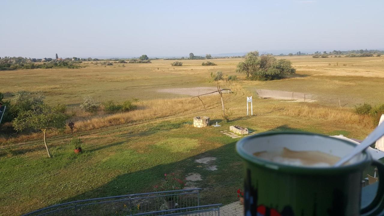 Zimmerei - Landgasthaus Karlo Illmitz Ngoại thất bức ảnh